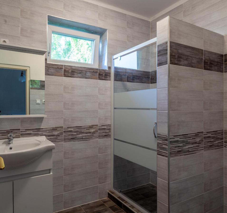 Pávai Apartman Hajduszoboszlo Exterior foto